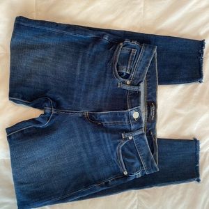 Banana Republic 25 short skinny jeans mid rise dark wash.